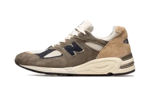 990 V2 Fabriqué aux USA Gris Beige