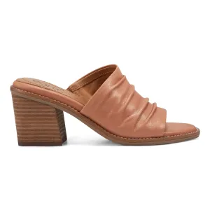 Sandales Adara à enfiler avec robe ruchée