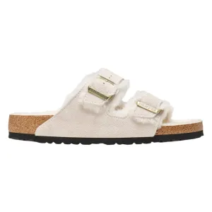 Birkenstock Femme Arizona en daim blanc antique doublé en shearling