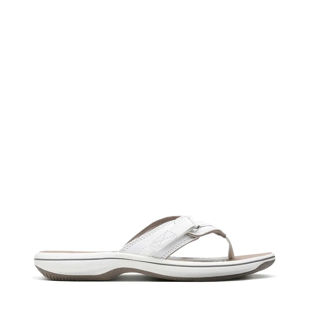 Clarks Breeze Sea II Tongue Sandale pour Femme en Blanc