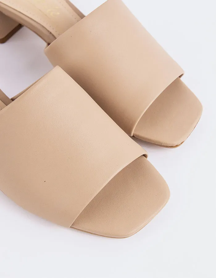Fortunata Nude en Cuir