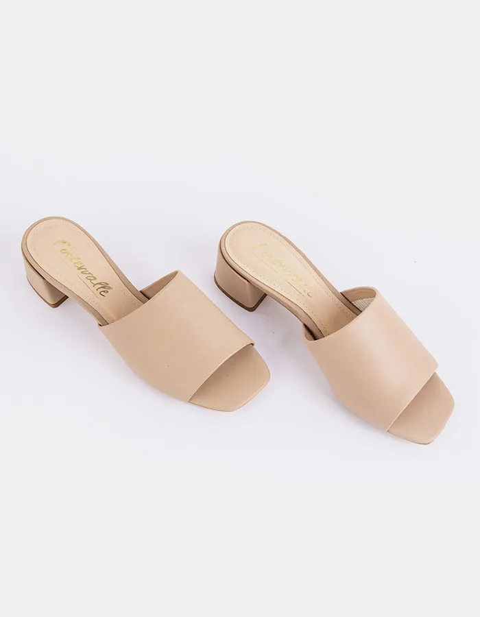 Fortunata Nude en Cuir