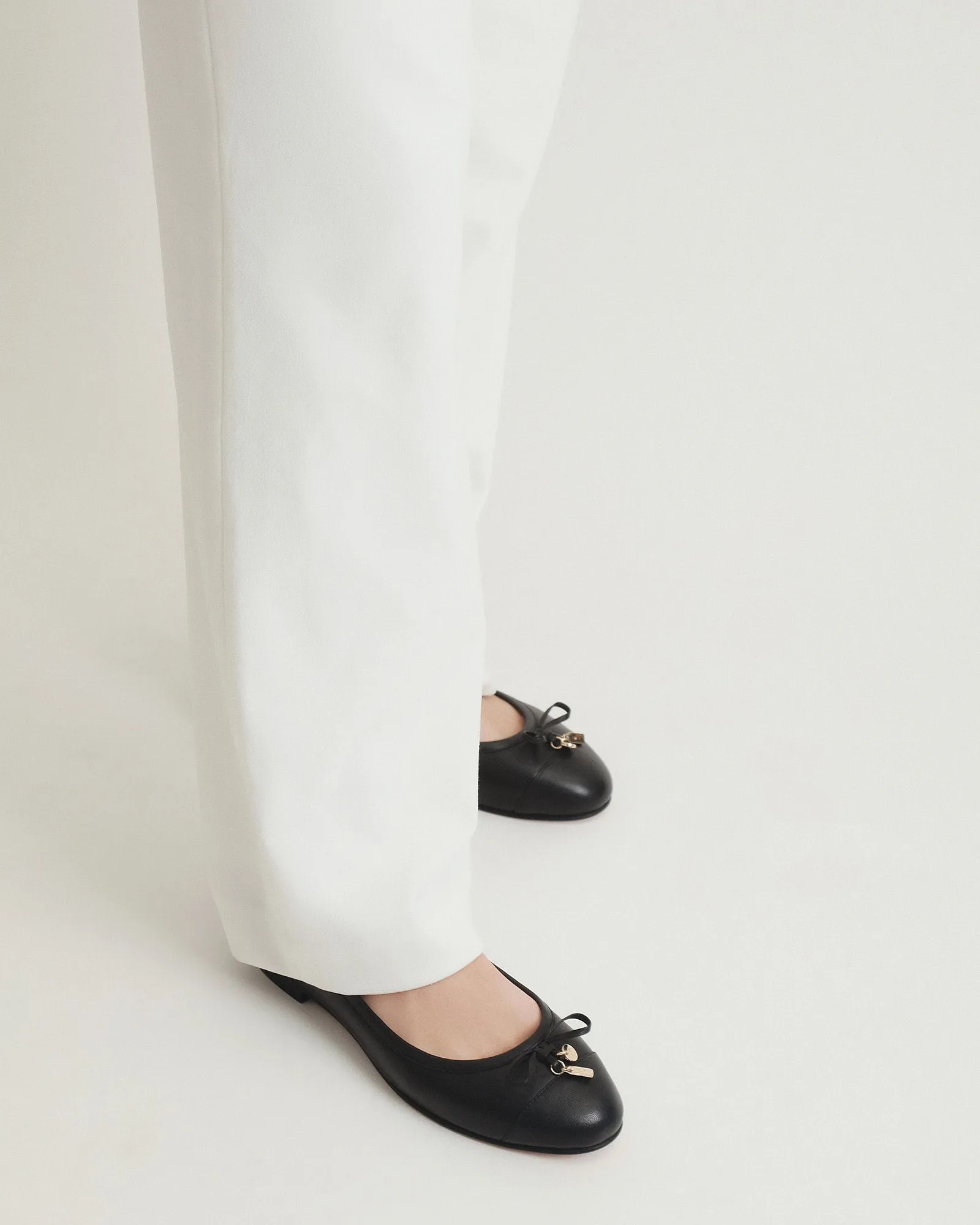 HERMIONE BALLERINES NOIRES EN CUIR