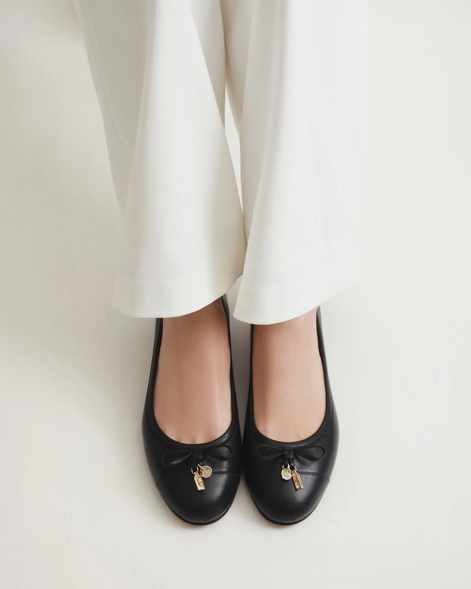 HERMIONE BALLERINES NOIRES EN CUIR