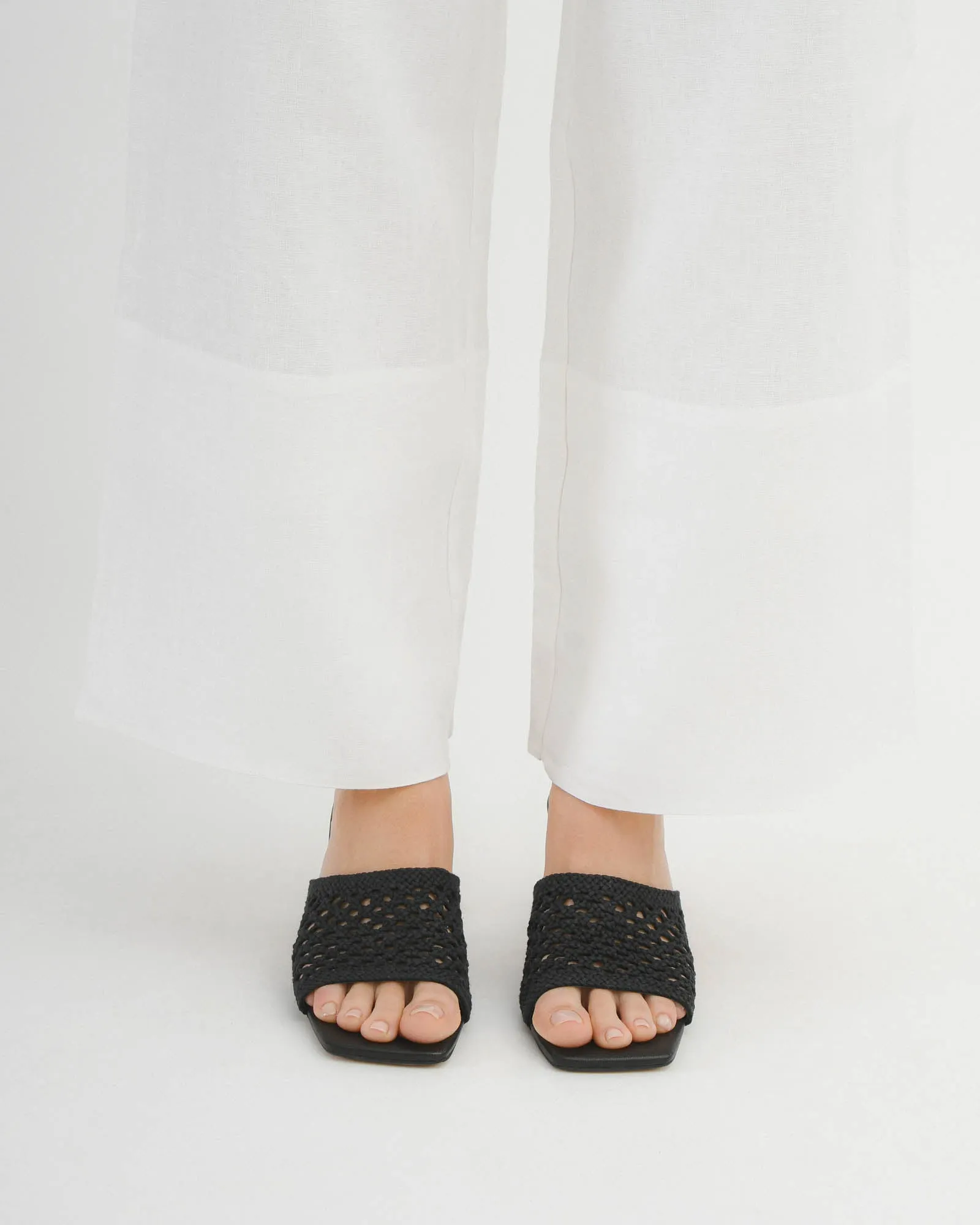 SANDALES JORDYN À TALON MOYEN NOIR TEXTILE