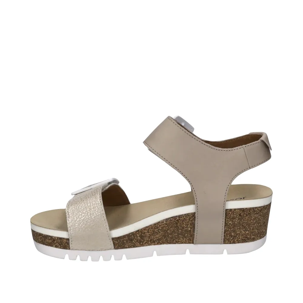 Josef Seibel Femme Quinn 02 Sandale à Talon Compensé en Crème