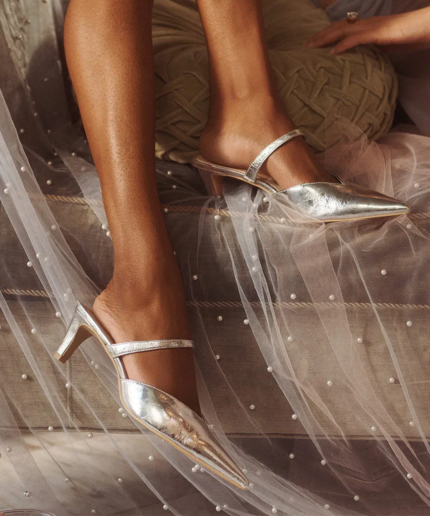 KANIKA TALONS MOYENS ARGENT CUIR DISTRESSÉ