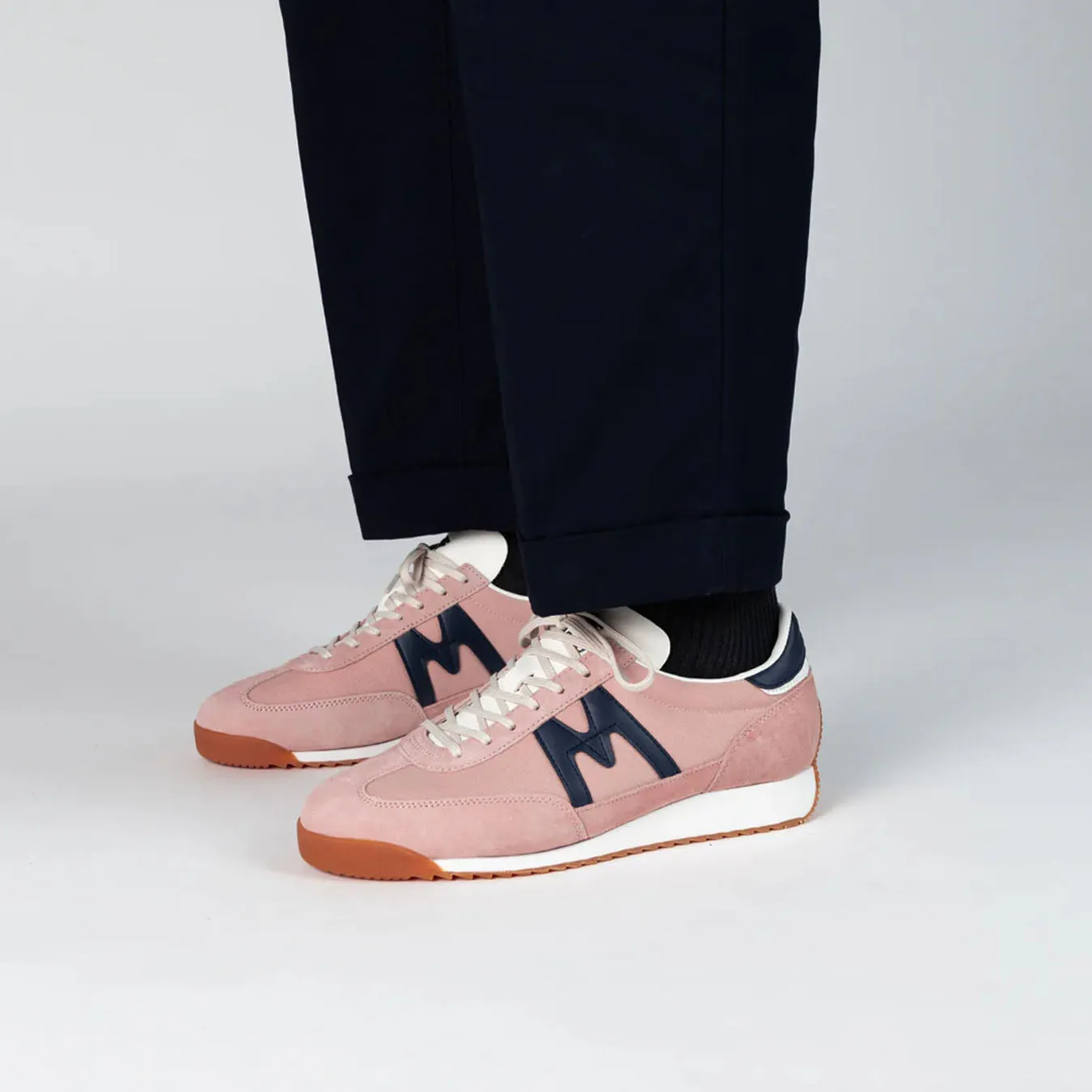 Karhu Femmes Mestari Trainer Cameo Rose / Bleu Robe