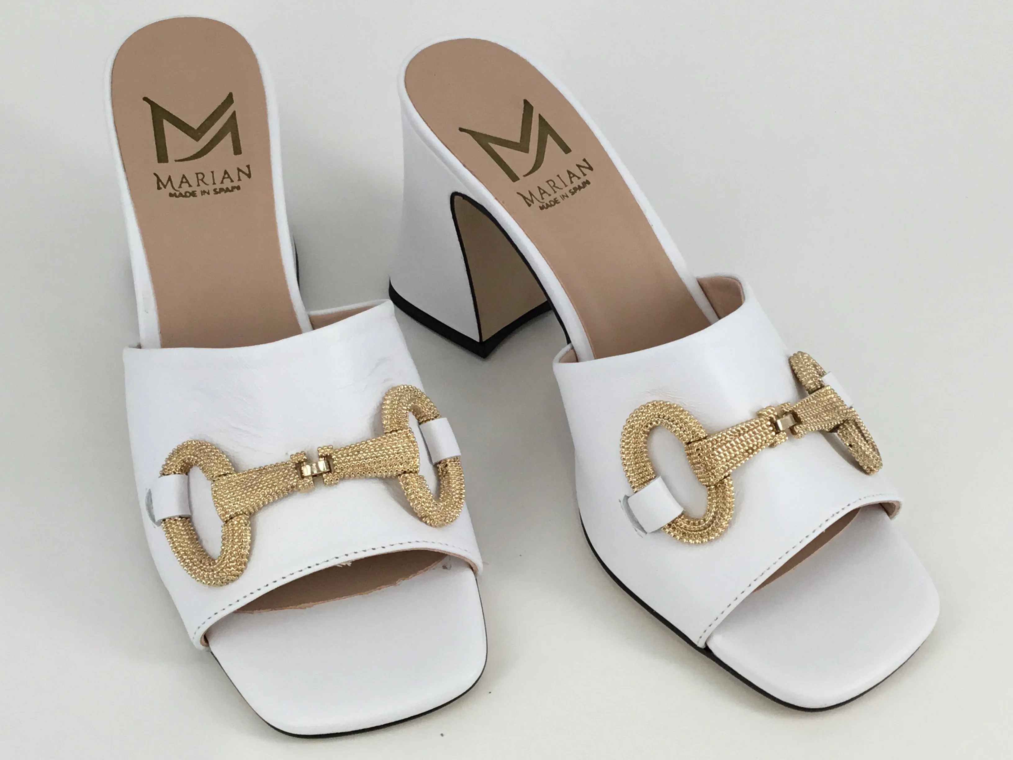 Marian Bowyn disponible en 2 coloris