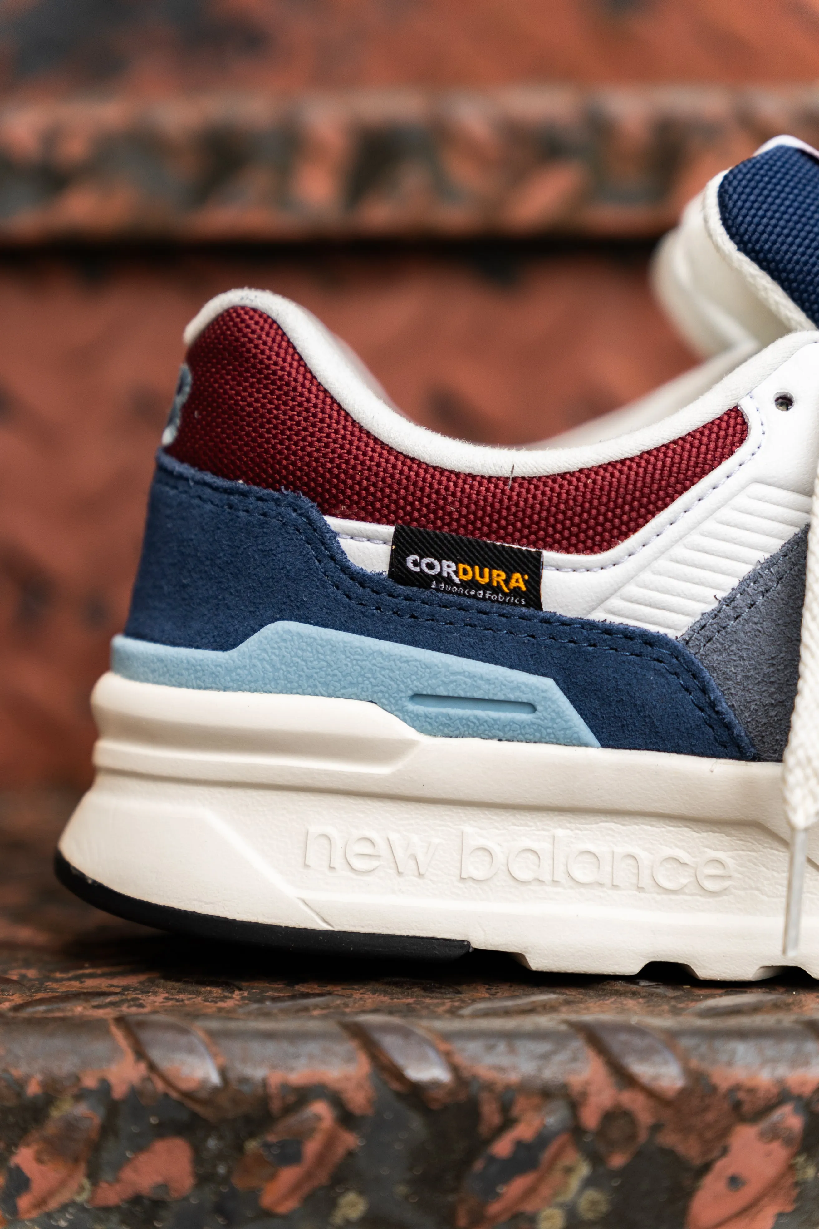 New Balance 997H pour Homme (Gris/Bleu) - CM997HGN