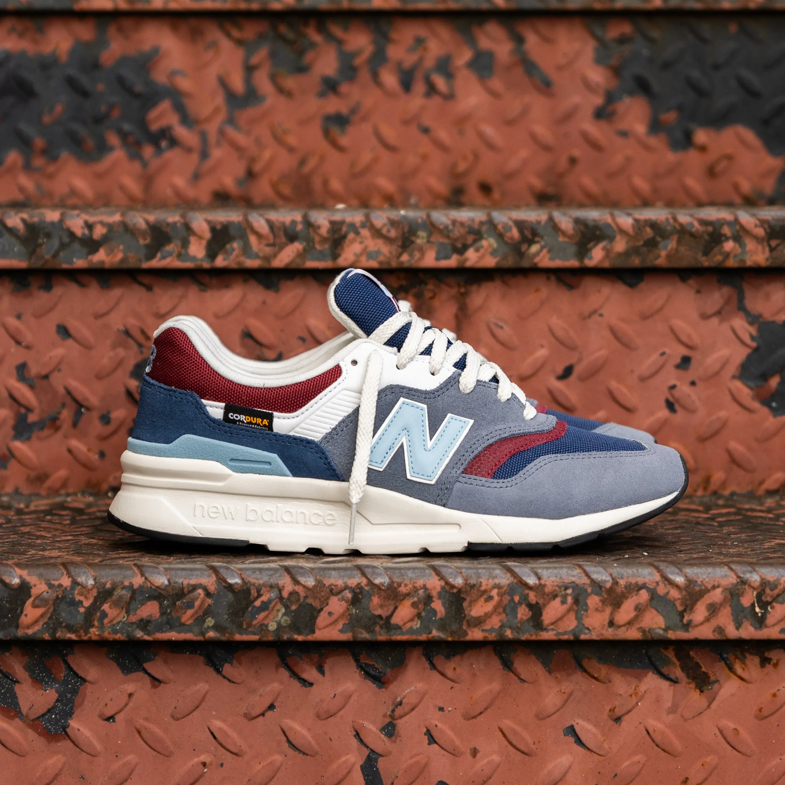 New Balance 997H pour Homme (Gris/Bleu) - CM997HGN