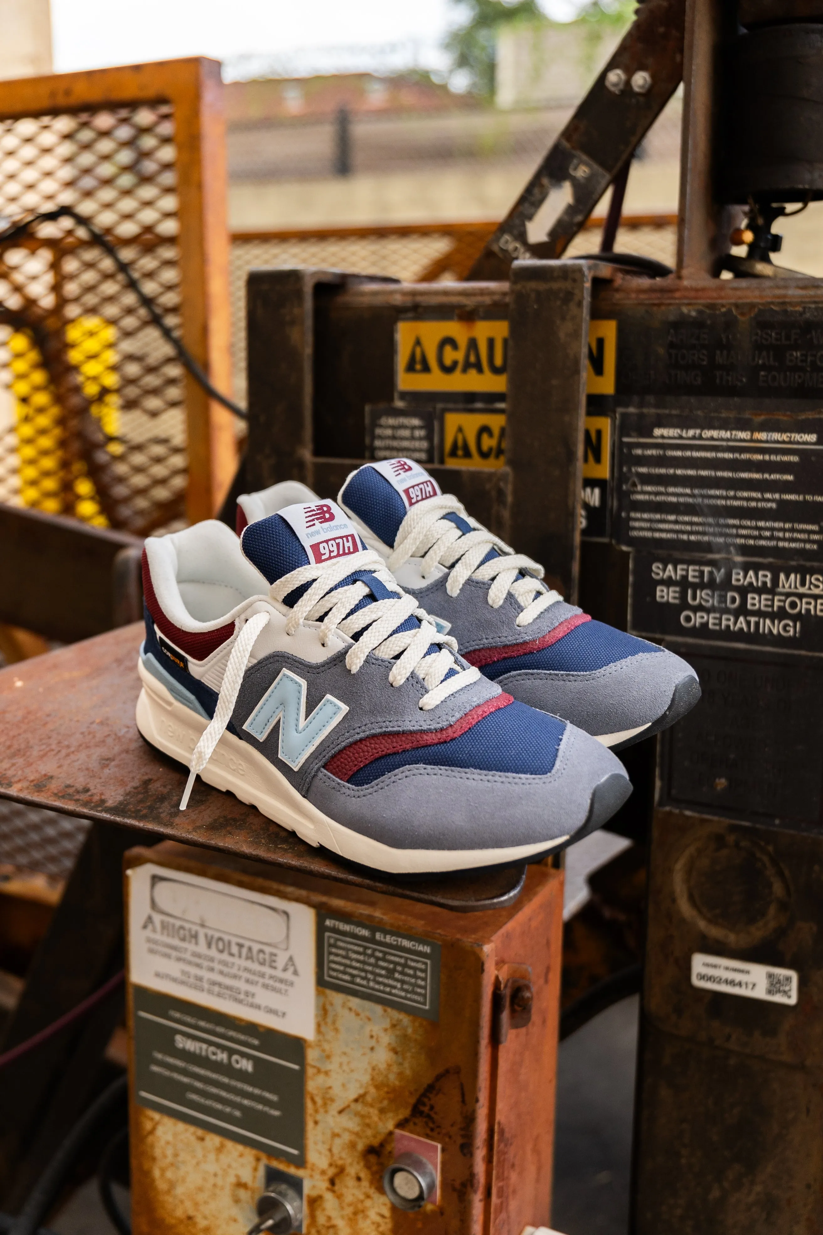 New Balance 997H pour Homme (Gris/Bleu) - CM997HGN