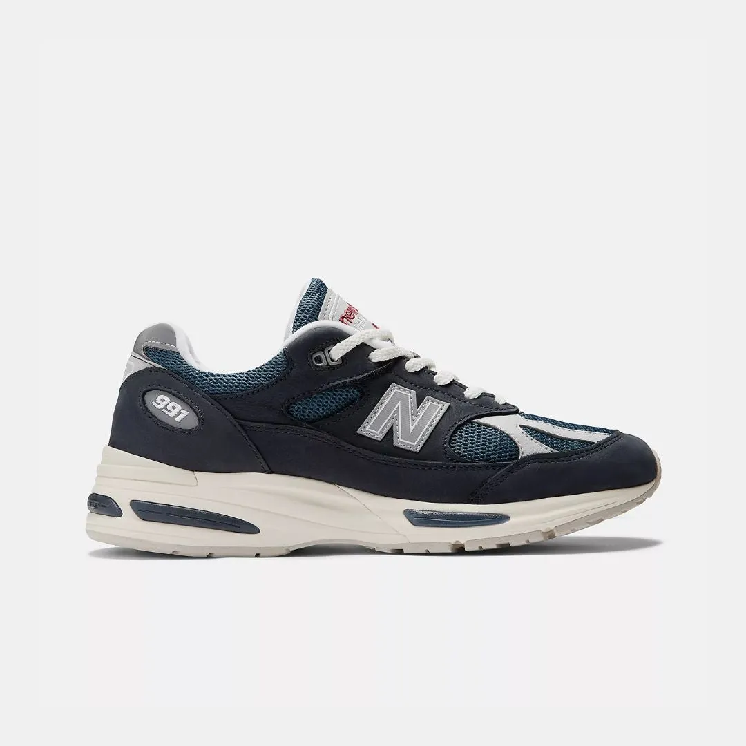 New Balance Fabriqué au Royaume-Uni 991v2 Bleu Marine Perle Fumée & Argent
