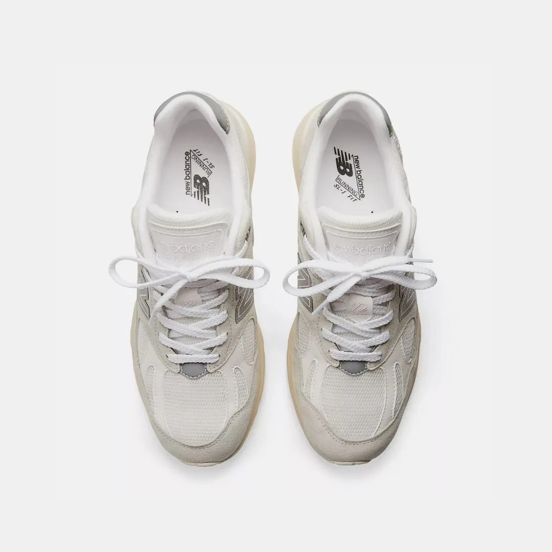 New Balance Fabriqué au Royaume-Uni 991v2 Carillon de vent & Rosée blanche gelée
