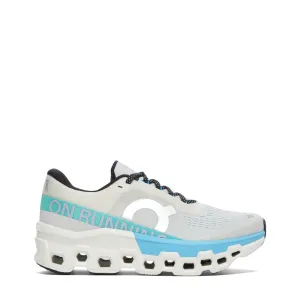 Sur la basket Women's Cloudmonster 2 en crème/bleu horizon