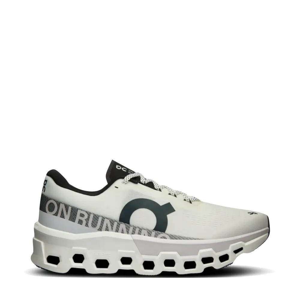 Sur la basket Women's Cloudmonster 2 en couleur naturelle/givrée