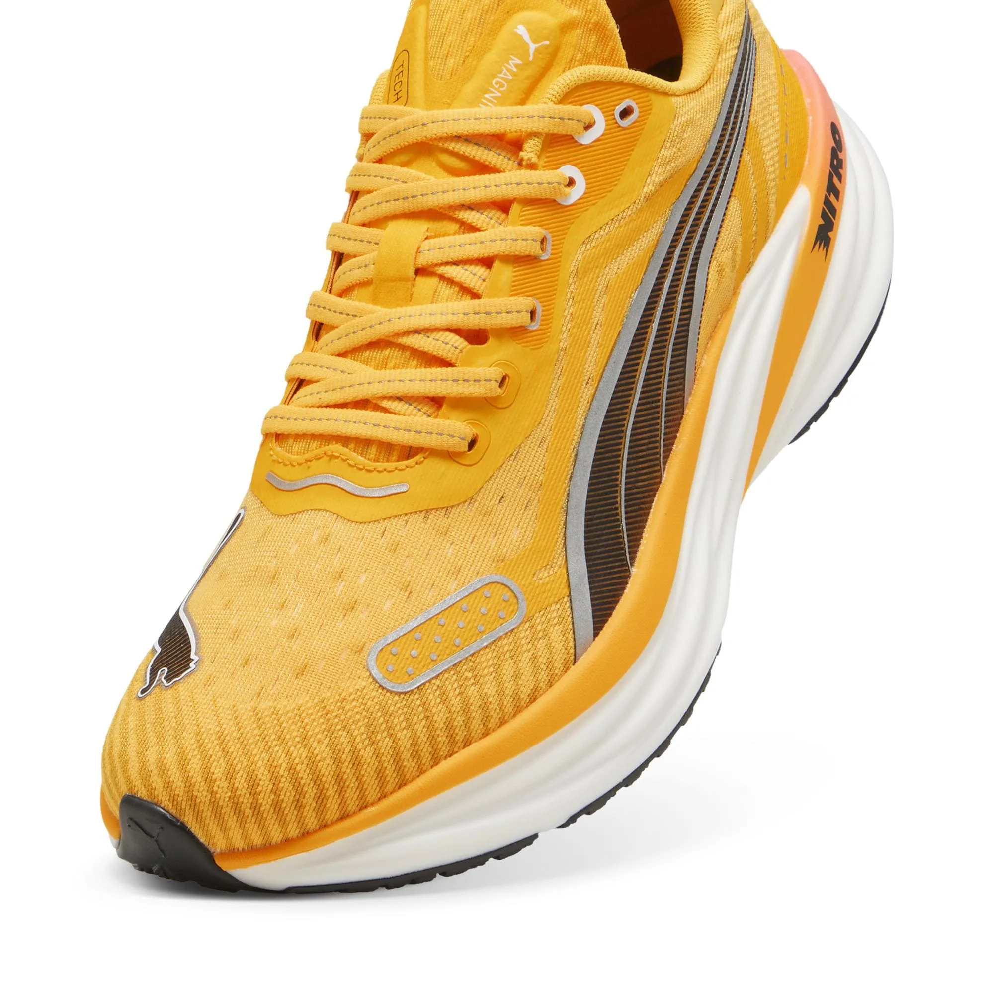 Puma Magnify NITRO 2 Tech pour Homme - Flux Solaire-Lueur Couchant-Blan PUMA - AW24