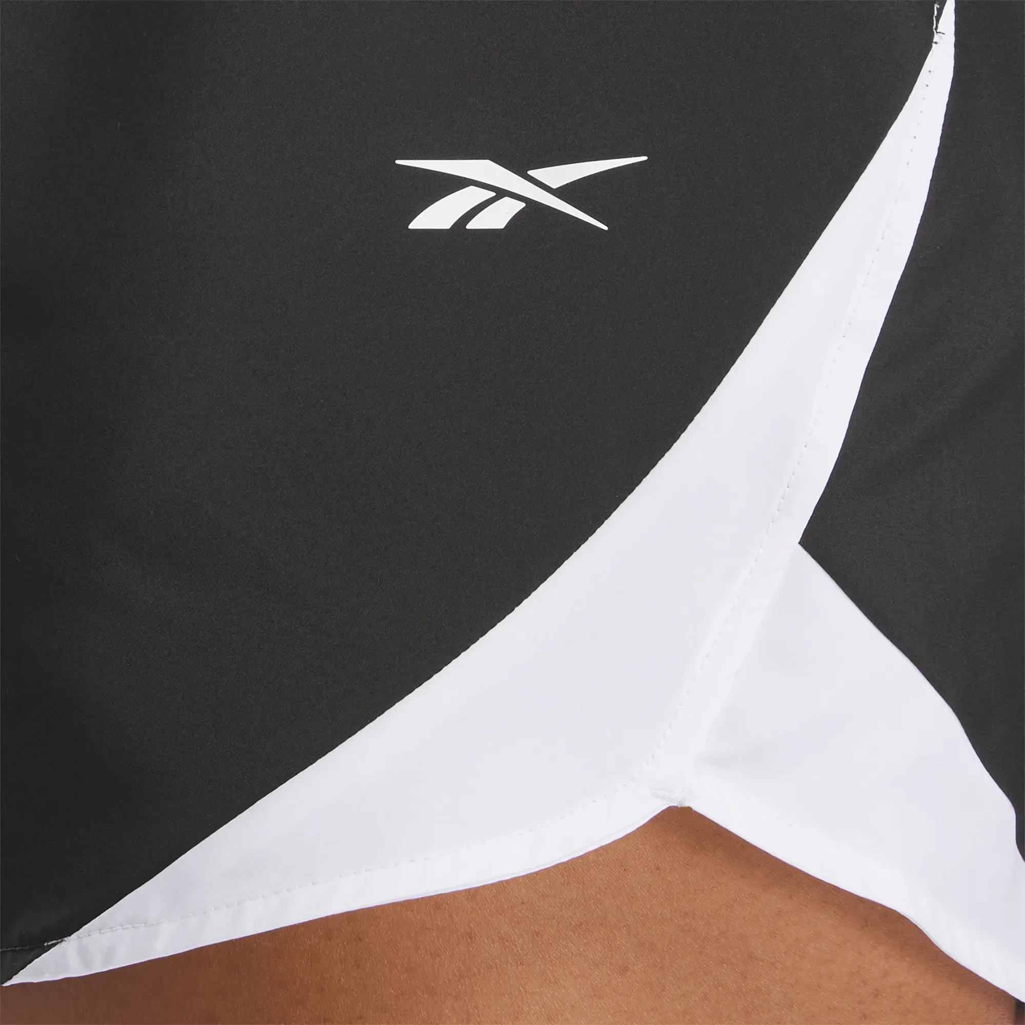 Chaussures Reebok pour Femmes ID Train Shorts Tissés 3