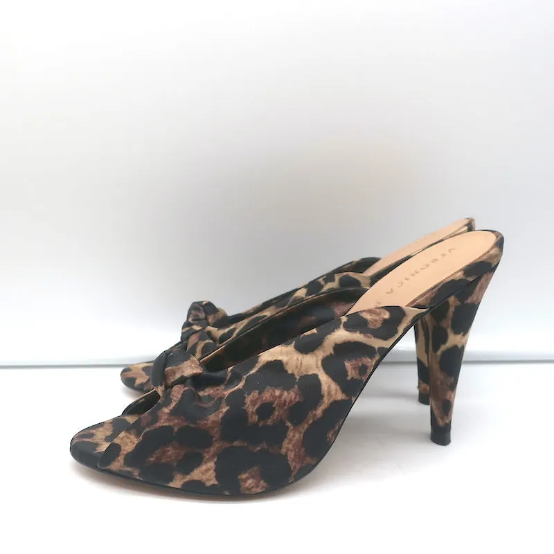 Veronica Beard Mules Pari Imprimé Léopard Satin Taille 7.5 Talons Ouverts NEUF
