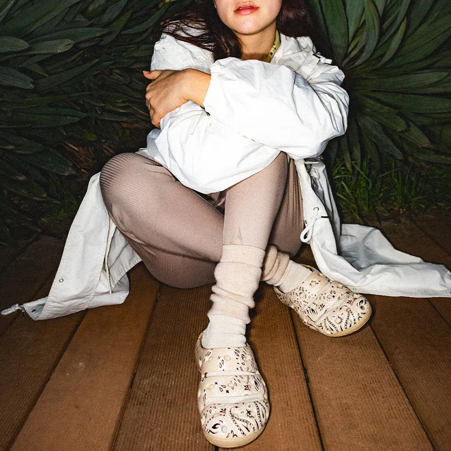 Clog Yogui Arts pour Femme x Hide and Seek | Sable H&S